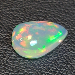 Ethiopian pear-cut opal 1.78ct