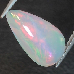 Ethiopian pear-cut opal 1.25ct