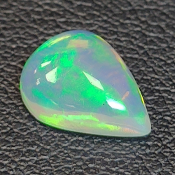 Ethiopian pear-cut opal 1.40ct