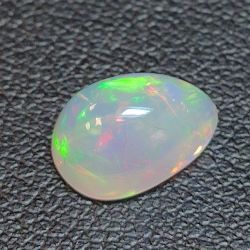 Ethiopian pear-cut opal 1.49ct