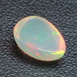 Ethiopian pear-cut opal 1.49ct