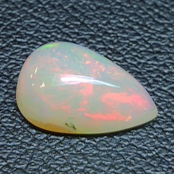 Ethiopian pear-cut opal 1.42ct