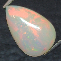 Ethiopian pear-cut opal 1.42ct