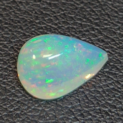 Ethiopian pear-cut opal 1.75ct