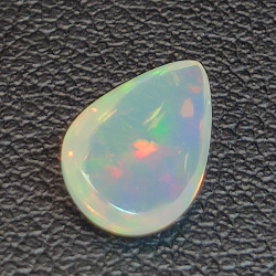 Pear-cut Ethiopian opal 1.20ct