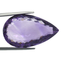 43,34 ct Amethyst im Birnenschliff 30,8x18,6 mm