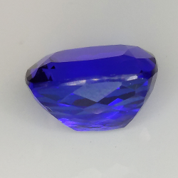 Tanzanite rectangulaire coussin de taille 9.62ct