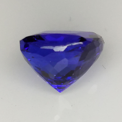 Tanzanite rectangulaire taille coussin 4.82ct