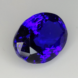 Tanzanite taglio ovale 9.35ct