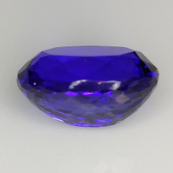 Tanzanite taille ovale 6.74t