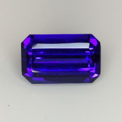 Emerald cut tanzanite 7.56t