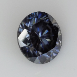 4,70 ct grauer Moissanit im Rundschliff 10,90 x 6,67 mm