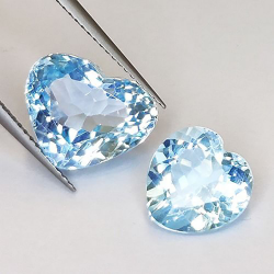 13.02ct Heart Blue Topaz 10-13mm 2pcs