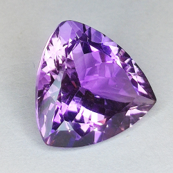 10,52ct Amethyst im Trillant-Schliff 15.75x15.70mm