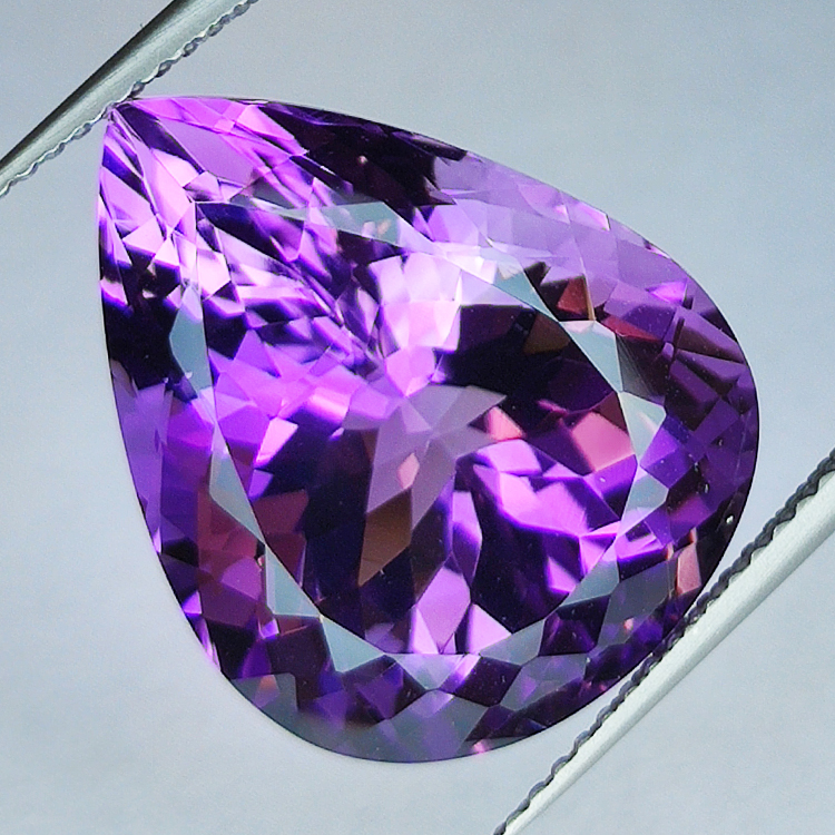 16.58ct Améthyste taille poire 19.55x15.61mm