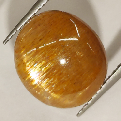 Pietra stellare ovale tagliata a cabochon 6,55 ct