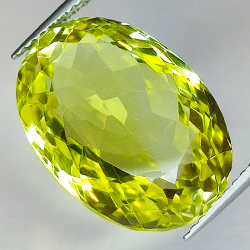 Quartz citron de taille ovale 14.20 ct.