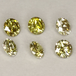 Green-yellow fancy diamond in round cut 1.7-2.3mm