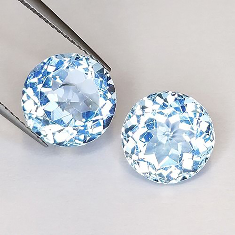 10.59ct Pair of Blue Topaz Round Cut 10mm