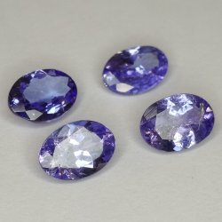 Tanzanite ovale taillée 7x5 mm