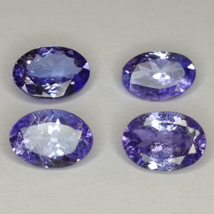 Tanzanite ovale taillée 7x5 mm