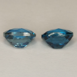 Londoner Topas blau schachbrettartig geschliffen 8 x 6mm 1Stk