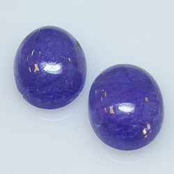 Tanzanite ovale taglio cabochon