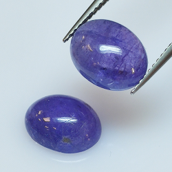 Tanzanite ovale taglio cabochon