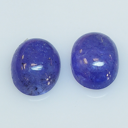 Tanzanite oval cabochon cut