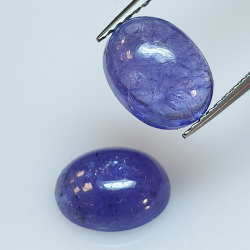 Tanzanite oval cabochon cut