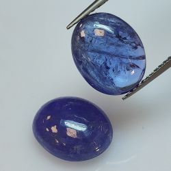 Tanzanite oval cabochon cut