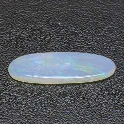 3.94ct Ópalo noble cabujón Oval