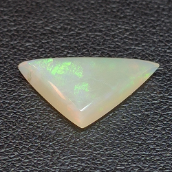 2.41ct cabochon d'opale noble