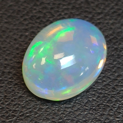 1.12  ct Opale etiope taglio ovale 9 x 7mm