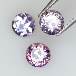 1.31ct Spinel round size 4.6 to 4.7mm