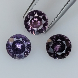 1.16ct Spinel round size 4.5 to 4.6mm