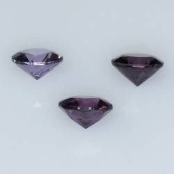 1,44ct Spinell Rundschliff 4,7 bis 4,8mm