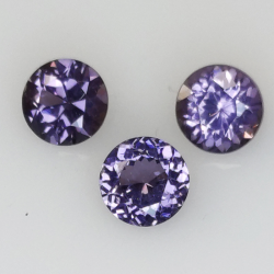 1.49ct Spinello taglio rotondo da 4,8 a 4,9 mm