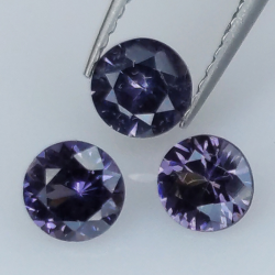 1.29ct Spinel round size 4.7 to 4.8mm