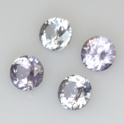 1.68ct Spinel round size 4.6 to 4.7mm