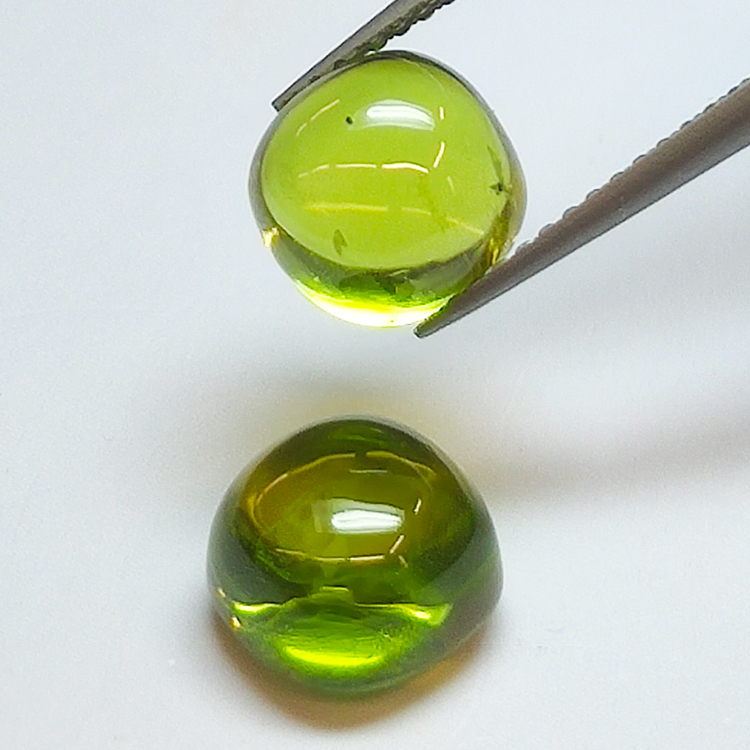 7.32ct Pair of 8mm cushion cabochon cut Peridot