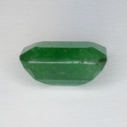 9,0ct Quarzo verde taglio smeraldo 15X10 mm