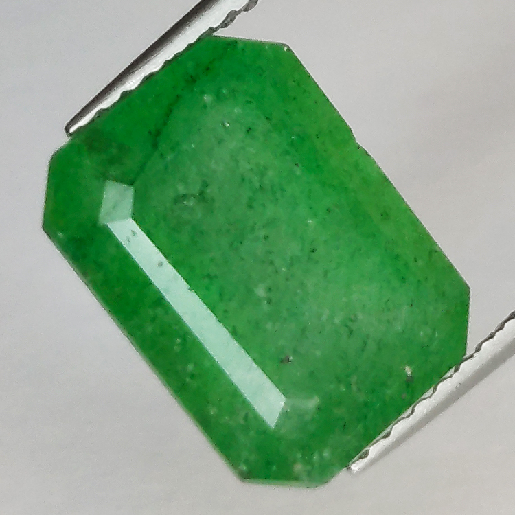 5.23ct Emerald cut green quartz 12 X 8mm