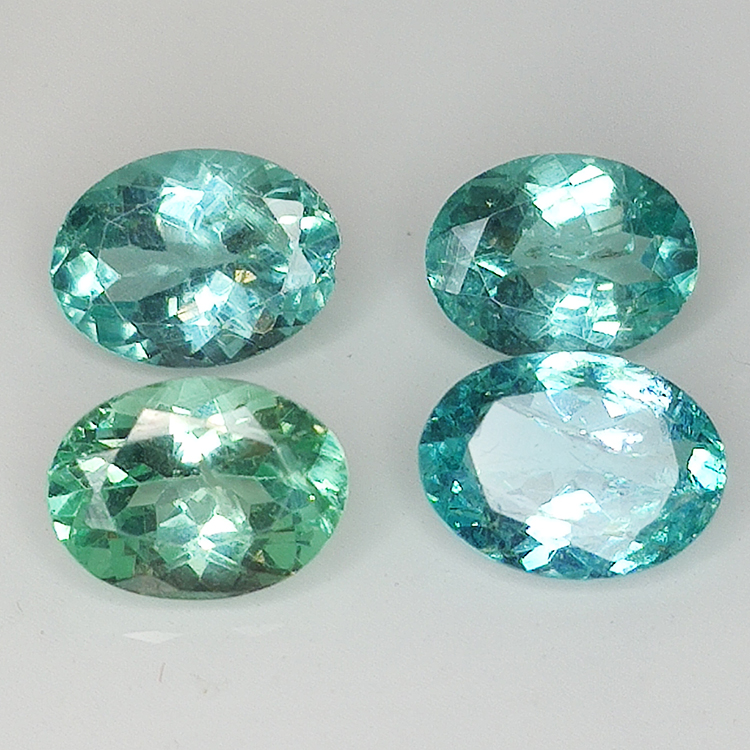 Lot 5.05ct Apatite Paraiba colour oval size 8x6mm