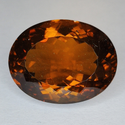 23.67ct Cuarzo Honey talla oval 20x15mm