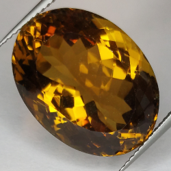 21,53ct Honigquarz ovaler Schliff 19x15mm