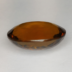 39.04ct Quarzo miele taglio ovale 22x14mm