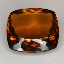 32.62ct Cuarzo Honey talla cojin 20x19mm