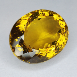 24.90ct Cuarzo Honey talla oval 19x15mm