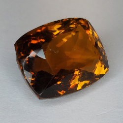 20.05ct Cuarzo Honey talla cojin 18x13mm